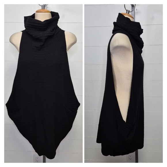 Sarah Pacini Sweaters - Sarah Pacini Black Cowl Neck Sweater